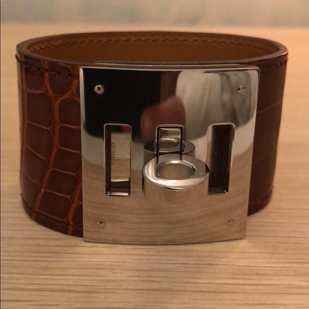 Hermes Shiny Alligator Kelly Dog Leather Cuff